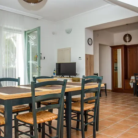 Sapphire By Interhome * Balatonmariafurdo