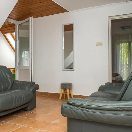 Sapphire By Interhome *